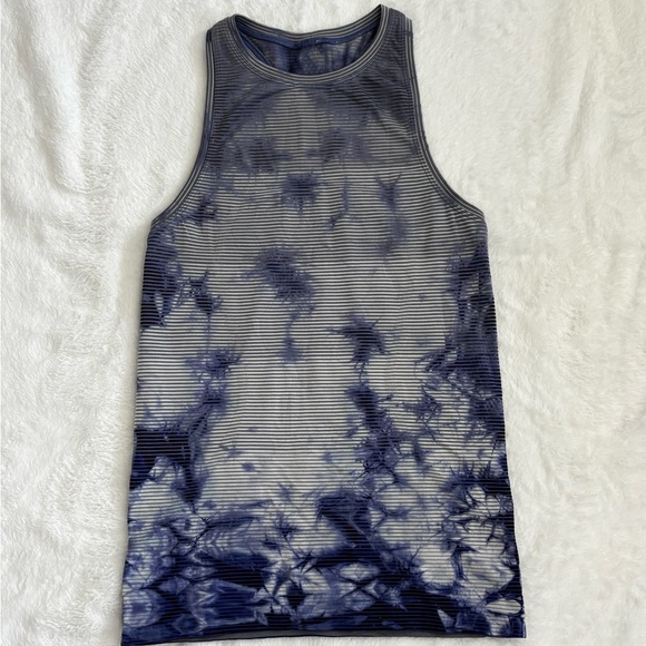lululemon athletica Tops - Lululemon diamond die swiftly tech tank top size 4